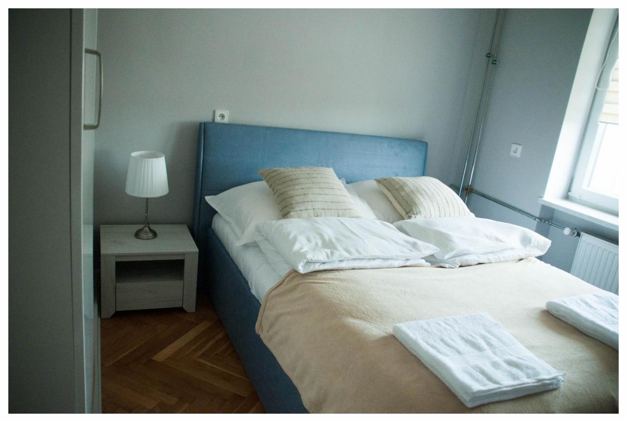 Apartment Color 24 Iii